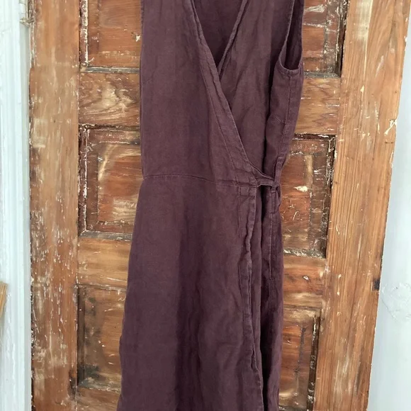 Sleeveless Cannes NotPerfect Linen Dress In Grape Wine - Picture 3 of 6